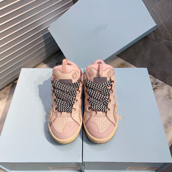 

2023 designer boots women casual shoes classic canvas sneakers brand wheel lady stylist trainers 0523, Black