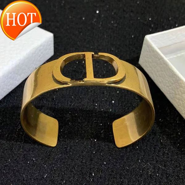 

d family di family's new cd bracelet feminine versatile exaggerated letters open-ended bracelet high sense factory direct sale, Golden;silver