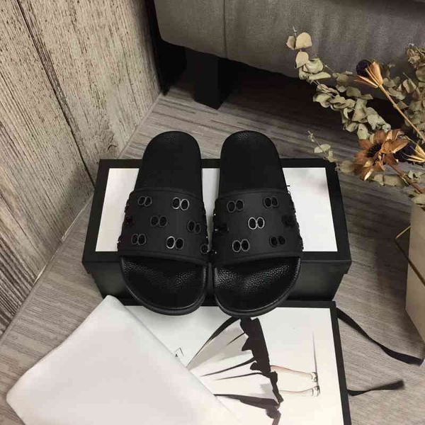 

slippers designers slides slipper flats sandals beach shoes loafers sliders eur fashion luxurys floral leather rubber gear bot, Black
