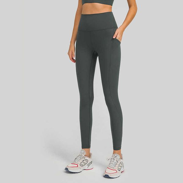 

yoga outfit soft waxy skin friendly yoga pants side pocket slim fitness running