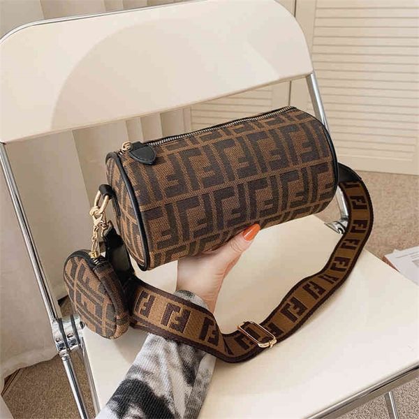 

2022 shoulder bag fashion bag spring bag wide shoulder belt simple cylinder pillow old flower bost