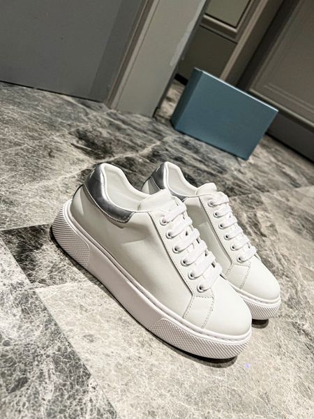 

2023 casual boots shoes trainers women flats platform sneakers designer leather luxury velvet suede 0523, Black