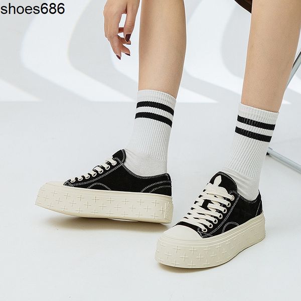 

2022 autumn new trend cross low shoes sponge cake casual board thick bottom fashion versatile casual single shoes, Black