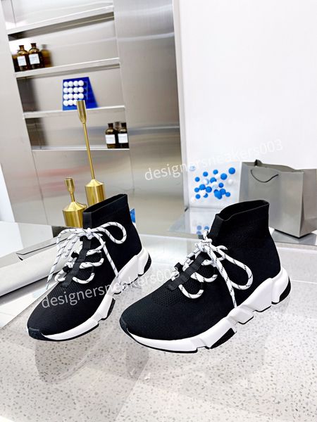 

2022 women ankle boots booties platform 35-45 heels winter sneakers luxury designer heel leather nylon fabric fashion biker australia ly2201, Black