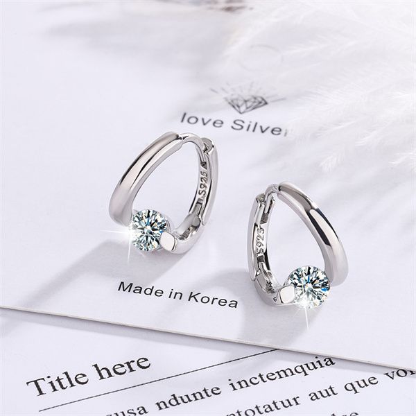 

high-end luxury classic flash diamond temperament charm women's volleyball drill student round ear buckle ac24, Golden