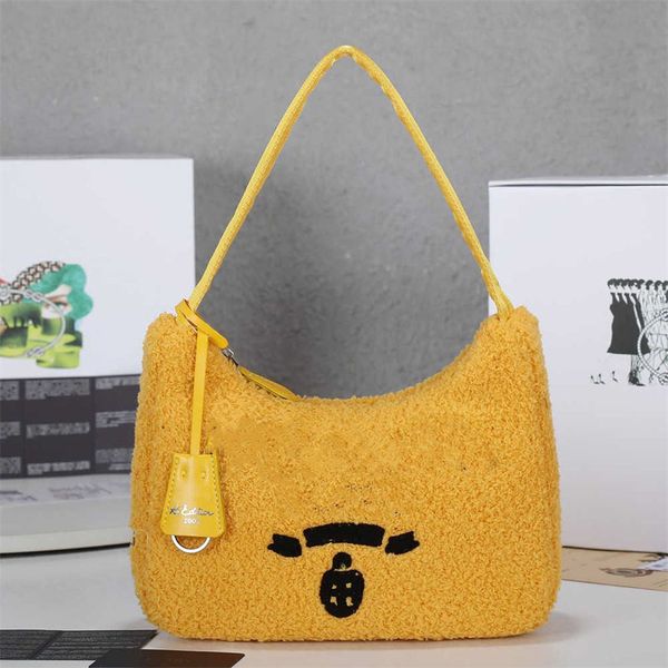 

2022 luxury fashion ladies shoulder bags re-edition handbag messenger bag soft terry fabric women mini totes plush hobos