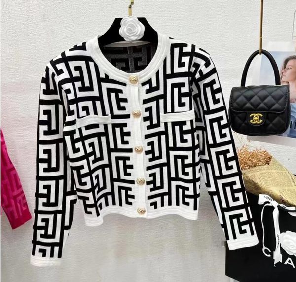 

women's sweater brand designer fashion jacquard knitted streetwear korean vintage ladies chic jumper long sleeve o-neck, White;black