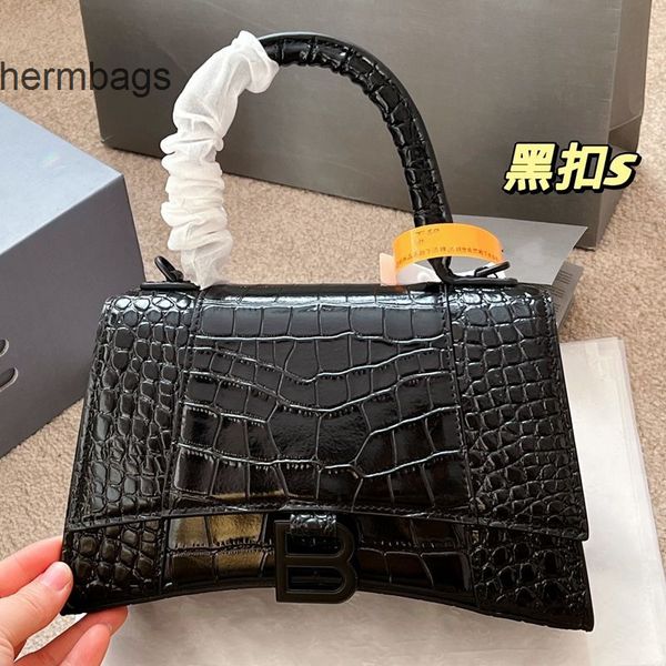 

bag italy bags shoulder balencaigass brand foreign leather hourglass light luxury autumn winter 2022 style advanced letter portable designer