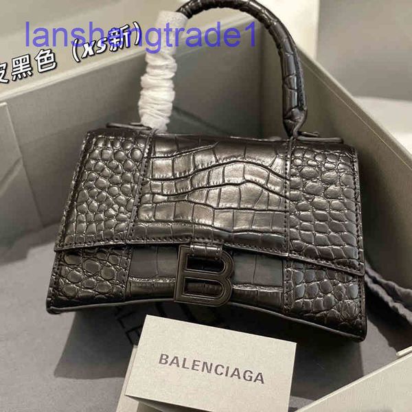 

layer paris bag leather it's really beautiful crocodiless leather hourglass