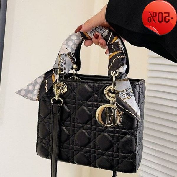

designer bag female diana soft face 2022 spring and summer new one shoulder msenger portable zipper high-quality godds bag factory direct sa