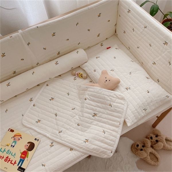 

bed rails korean quilted cotton baby sheet cherry olive bear embroidery cot crib sheets bumper cover ding 220908