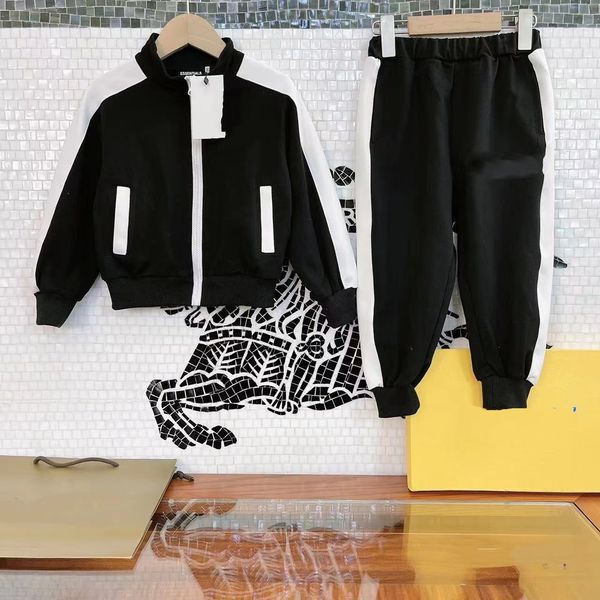 

autumn clothing sets black color set wholesale fashion designer baby girl for hoodie and pants send with box, White