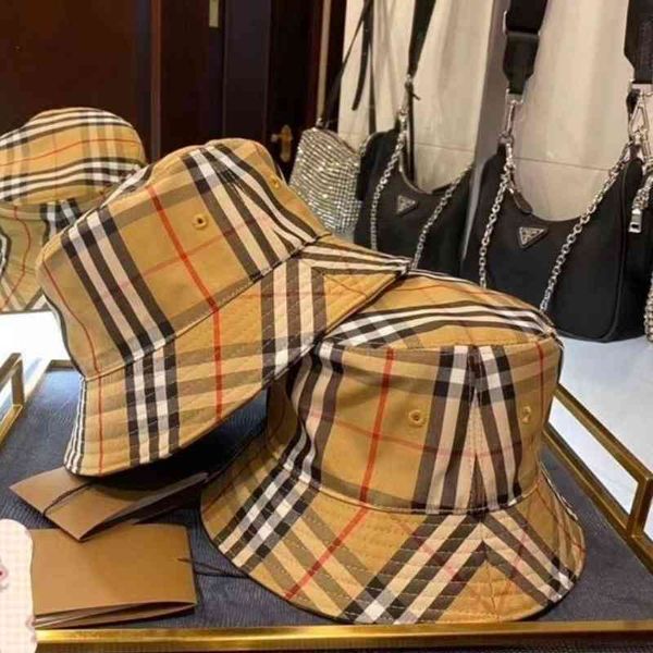 

designer hats burbrery b's lattice fisherman hat star style couple basin hat rainbow version high-quality men and women trendsetters, Blue;gray