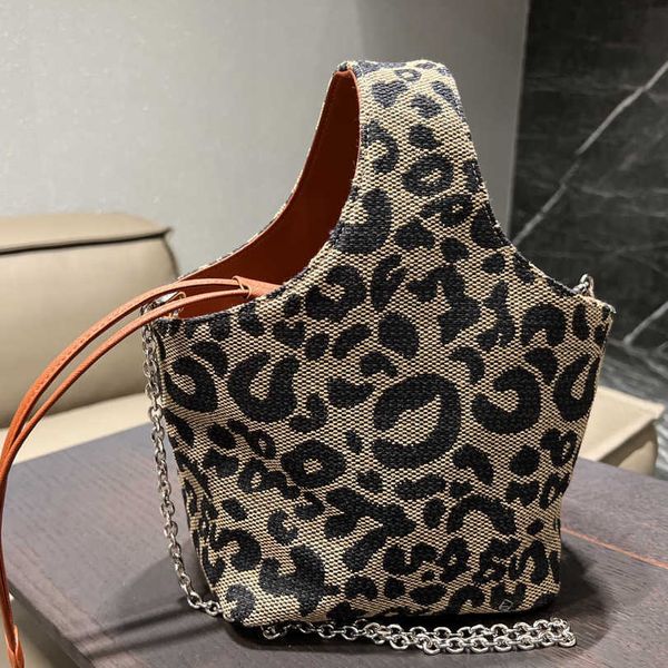 

bucket bag leopard grain bags joint model floral bags crossbody shoulder handbags luxurys rs quality chains letter canvas wallet