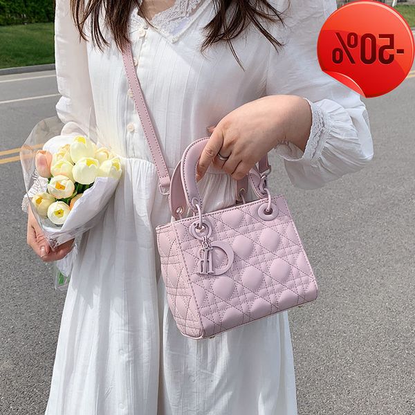 

designer 2022 princs light luxury foreign style matte new color latt bag factory direct markdown sale promotion evening clutches