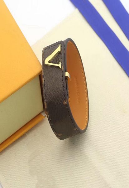 

fashion style lady women print four leaf flower v initials design leather bracelet bangle with gold letter accessories, Black