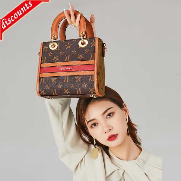 

designer bags guangzhou brand women's 2022 new fashion high-end diana portable one shoulder temperament small