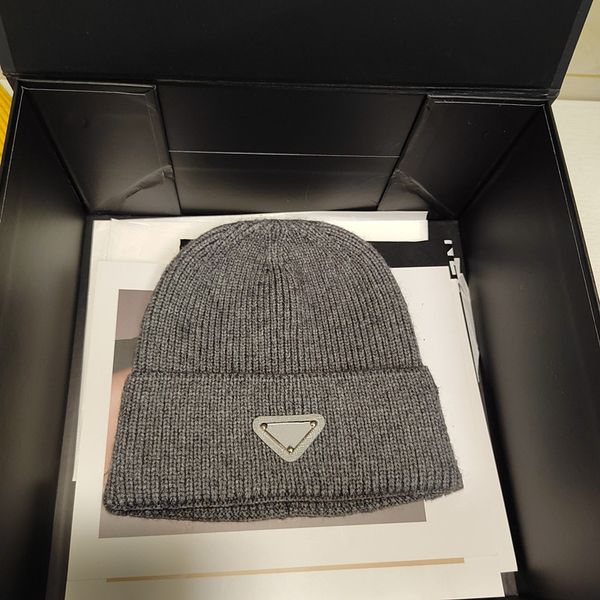 

classic designer winter beanie men women cap luxury skull hat knitted caps ski hats snapback mask fitted cashmere casual outdoor 11colors p0, Blue;gray