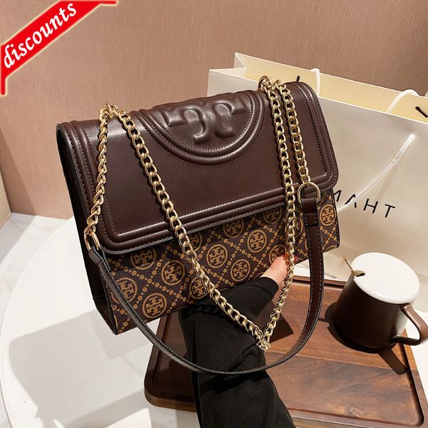 

designer bags women's 2022 new fashion chain embossed single shoulder messenger