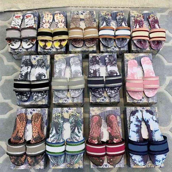 

2022 women designer paris slippers sandals leather summer flat slipper embroidery fashion beach woman big head rainbow letters luxuries, Black