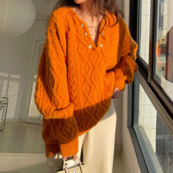 

60997 orange v-neck twist sweater women's fall/winter 2022 new temperament gentle pull-off knit loosely worn out, White;black