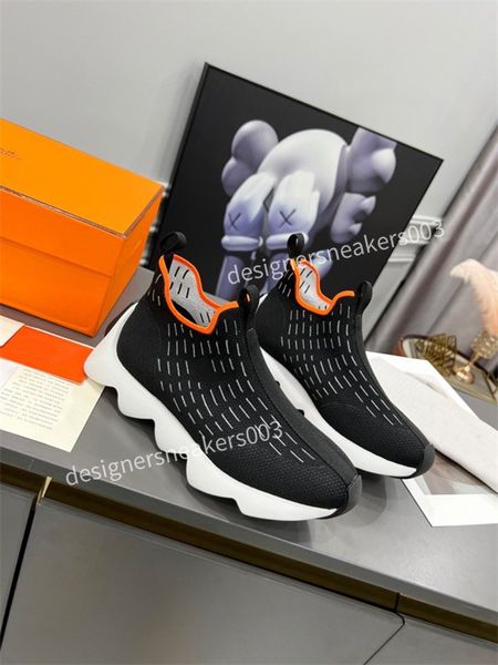 

2022 luxury designer leather and nylon fabric ankle 35-45 boots fashion biker australia booties women winter platform sneakers size jc220506, Black