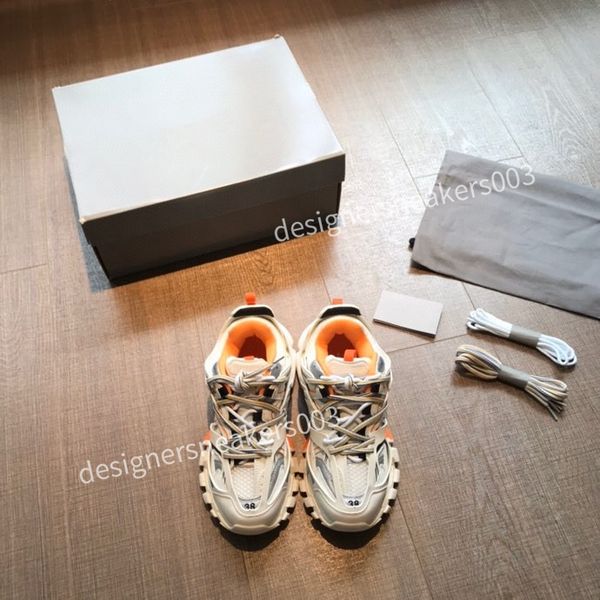 

2022 women boots dress shoes fashion 36-40 designer high-quality women slippers strong comfort deodorant abrasion resistant rubber dm220611, Black