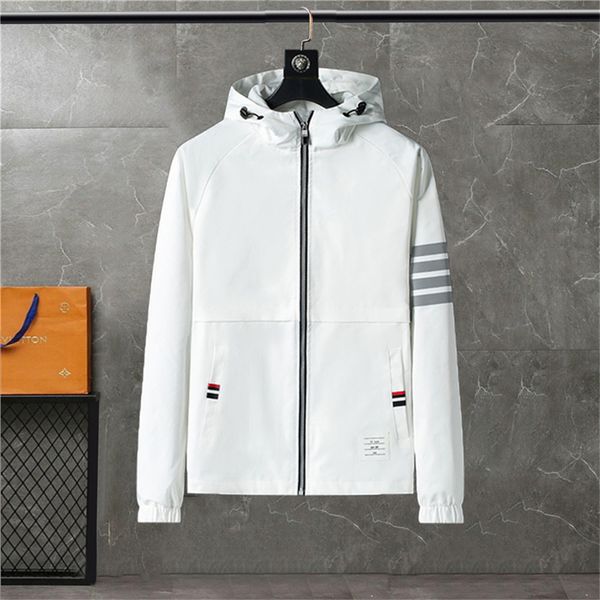 

2022 fashion designer mens jacket goo d spring autumn outwear windbreaker zipper clothes jackets coat outside can sport size m-3xl men', Black;brown