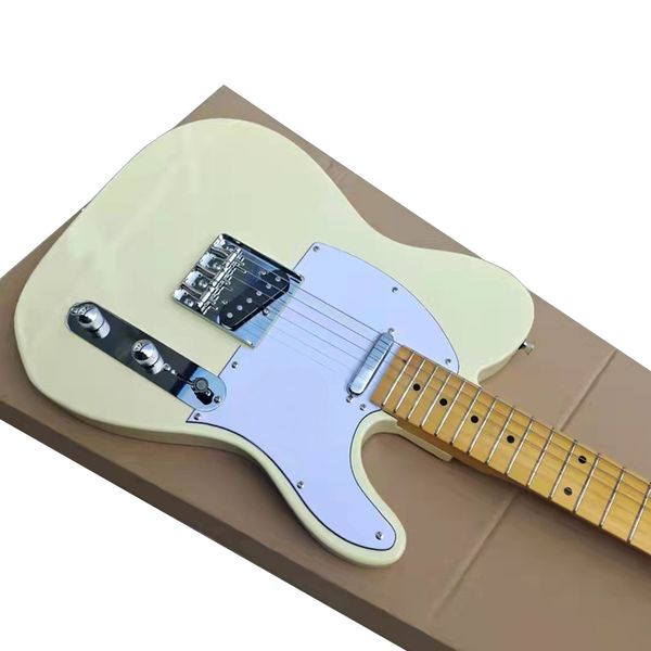 

classic bright electric guitar made of solid wood beautiful timbre door delivery