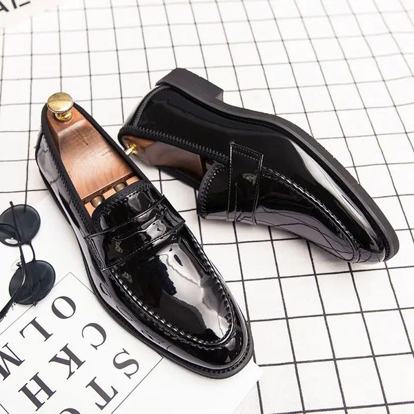 

Men Shoes Loafers British Round Toe Carved Slip on Fashion Business Casual Wedding Party Daily AD157, Clear