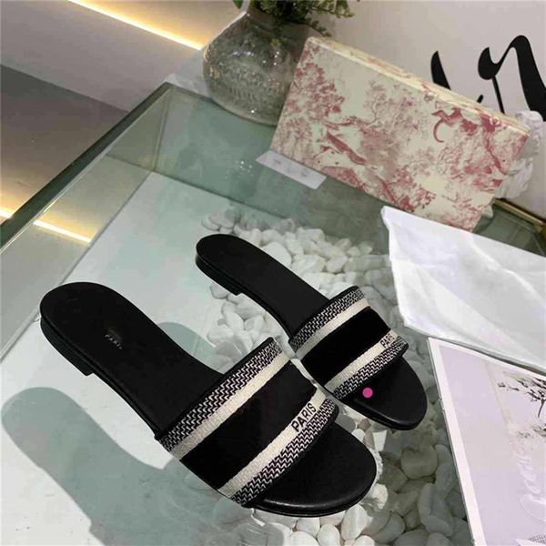 

paris brands womens slipper summer sandals beach slide slippers ladies fashion flip flops loafers embroidered floral slippers with 237e, Black