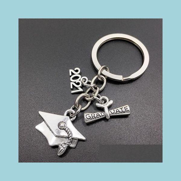 

keychains 2021 graduation ceremony key chain graduate certificate souvenir bachelor hat class badge keychain as gift drop delivery fa dhf8y, Silver