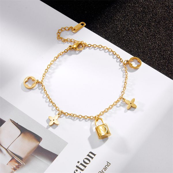 

new luxury gold clover lock pendant necklace jewelry for women gift, Silver