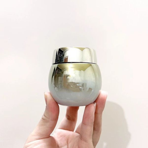 

stock the radiant eye treatment cream the eye and expression 15ml