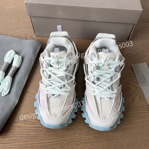 

2022 designer boots luxurious comfort 36-45 delicate rubber outsole leather martin ankle fashion anti-slip wave colorful dm220610, Black