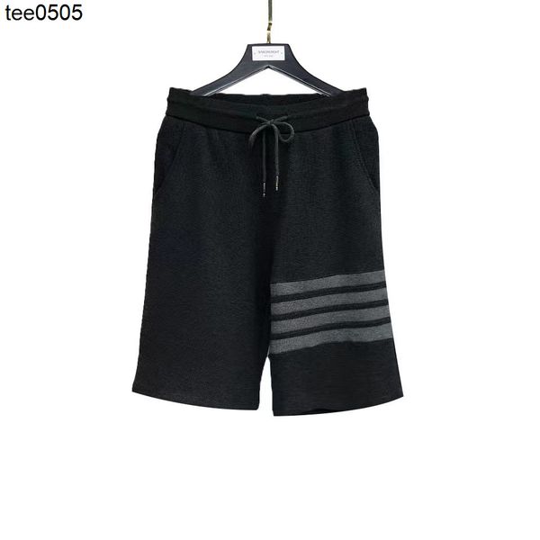 

basic waffle color contrast four bar men's and women's shorts and, White;black