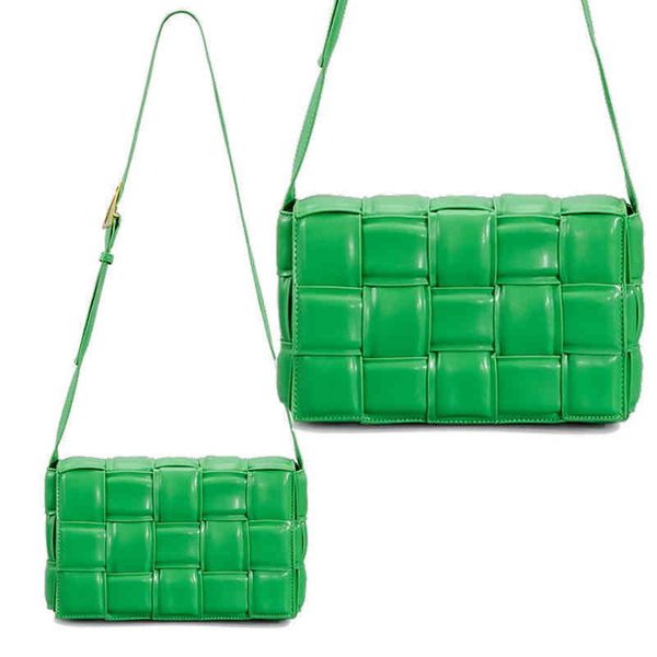 

cross body spring and summer new large capacity woven messenger women's bag simple leisure lattice bag commuting candy color shoulder b