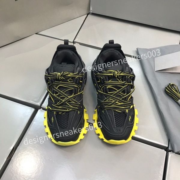 

2022 womens boots dress shoes fashion designer high-quality womens slippers strong comfort deodorant abrasion resistant rubber sole dm220611, Black