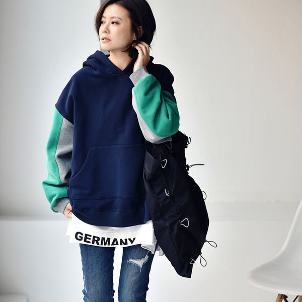 

women s hoodies sweatshirts micoco r7729c literature and art leisure stitching loose velvet kangaroo pocket young hooded fleece sweatshirt 2, Black
