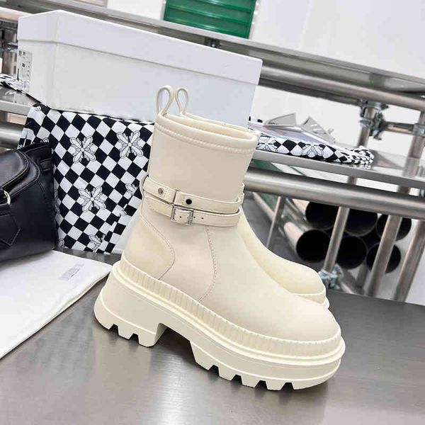 

style boots british thick soled elastic martin boots women's autumn minority leather thin chelsea belt buckle short showing m371, Black