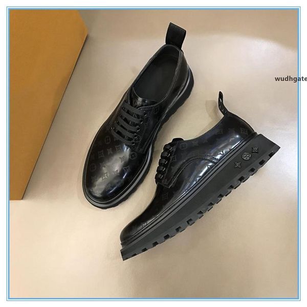 

704 2021 man office luxury designers comfort leisure shoes mens business dress lifestyle skateboarding shoe chaussures walking sneakers246y, Black