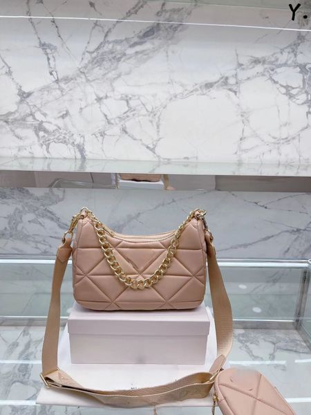 

2022 designer bag tote bag handbag the totes shoulder bags lambskin triangle crossbody saddle women quilted fashion luxurys designe messenge
