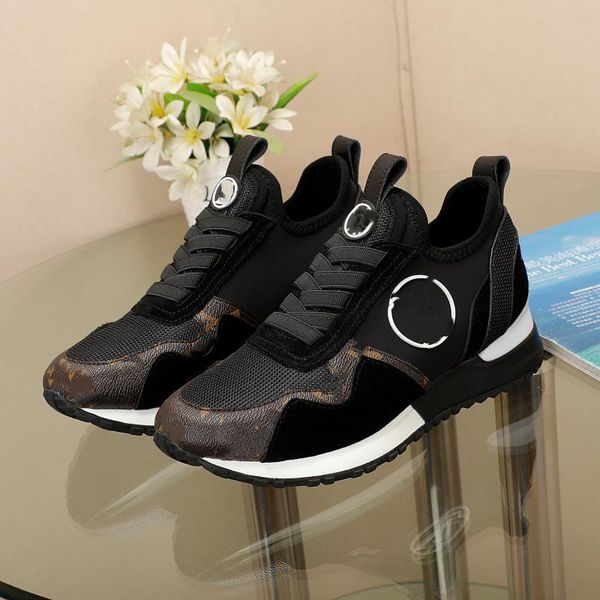 

2023 womens boots casual sports shoes travel fashion women lace-up sneaker leather cloth gym trainers flat designer shoe platform 0523, Black