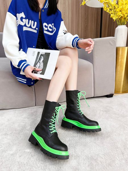 

2022 women snow boots triple black chestnut purple pink navy grey fashion classic ankle short boot womens ladies girls booties winter shoes