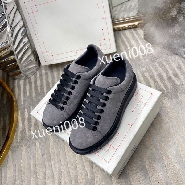 

2023 designer men women casual shoes oversized triple white black trim velvet upper brown leather metallic silver metallic gold laser blue m, Red;white