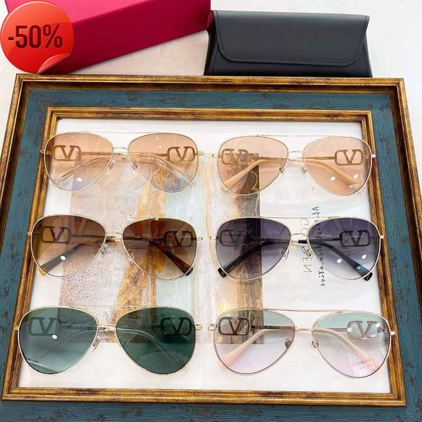 

designer sunglasses the 22 year new warren ova6066 green pilot metal sunglass with the same style are versatile for women, White;black