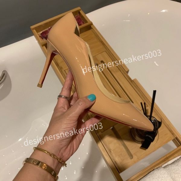 

2022 desert womens designer boots platform leather chelsea boot spaceship boots flamingos medal winter hj220603, Black