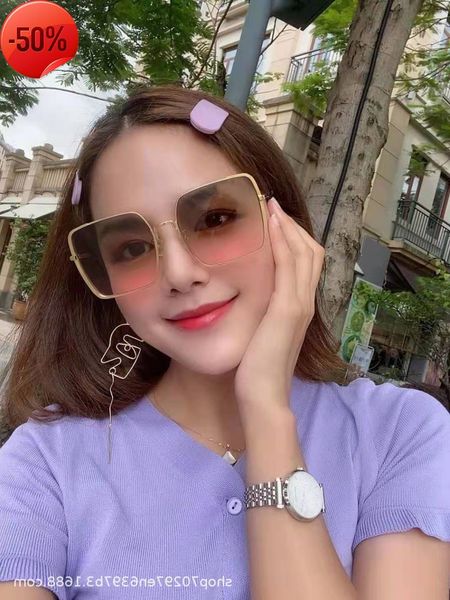 

designer sunglasses the new 0058 sunglass can be equipped with glass on all major networks. ing korean trend, White;black