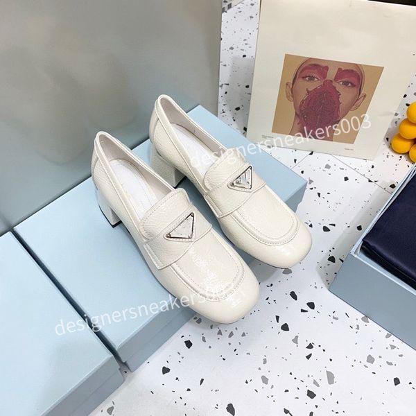 

2022 ladies designer shoes luxury mens fashion boots genuine leather made waterproof platform non-slip wear resistant outdoor women boots jn, Black