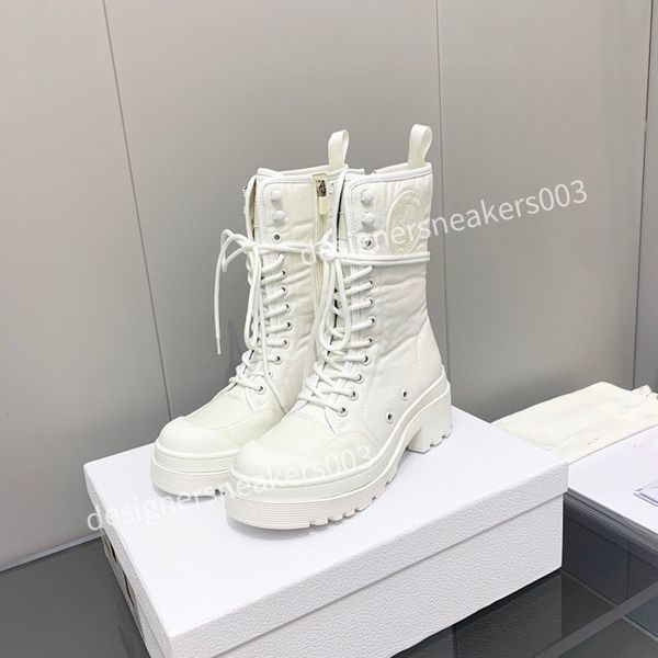 

2022 martin boots short boots desert boots lace-up shoes classic women 's thick sole fashion metal buckle casual autumn and winter jn22, Black